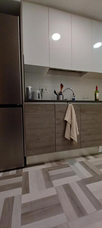 Apartamento Entero De Tres Habitaciones, Cerca De La Playa! Acogedor, Luminoso Y Tranquilo Malgrat de Mar Esterno foto
