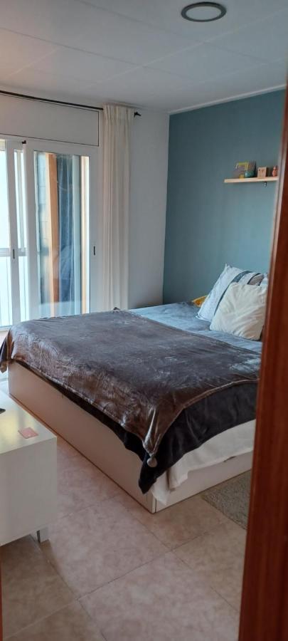 Apartamento Entero De Tres Habitaciones, Cerca De La Playa! Acogedor, Luminoso Y Tranquilo Malgrat de Mar Esterno foto