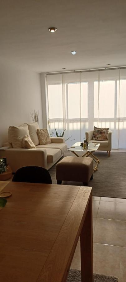Apartamento Entero De Tres Habitaciones, Cerca De La Playa! Acogedor, Luminoso Y Tranquilo Malgrat de Mar Esterno foto