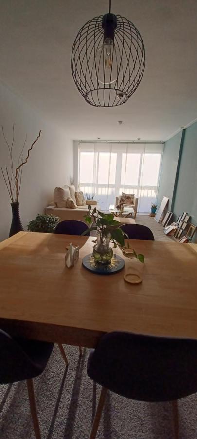 Apartamento Entero De Tres Habitaciones, Cerca De La Playa! Acogedor, Luminoso Y Tranquilo Malgrat de Mar Esterno foto